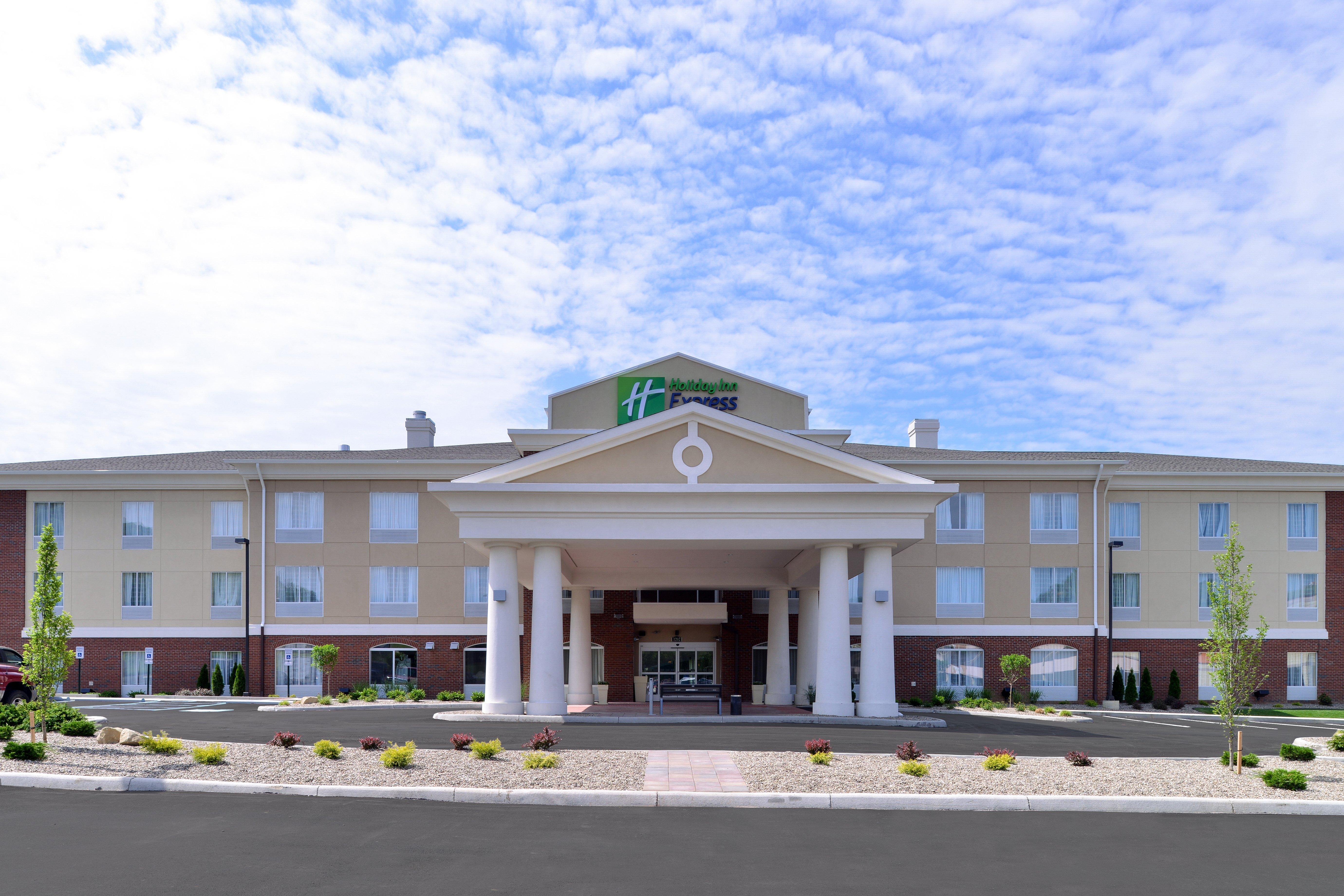 Holiday Inn Express & Suites Ironton, An Ihg Hotel Exterior photo